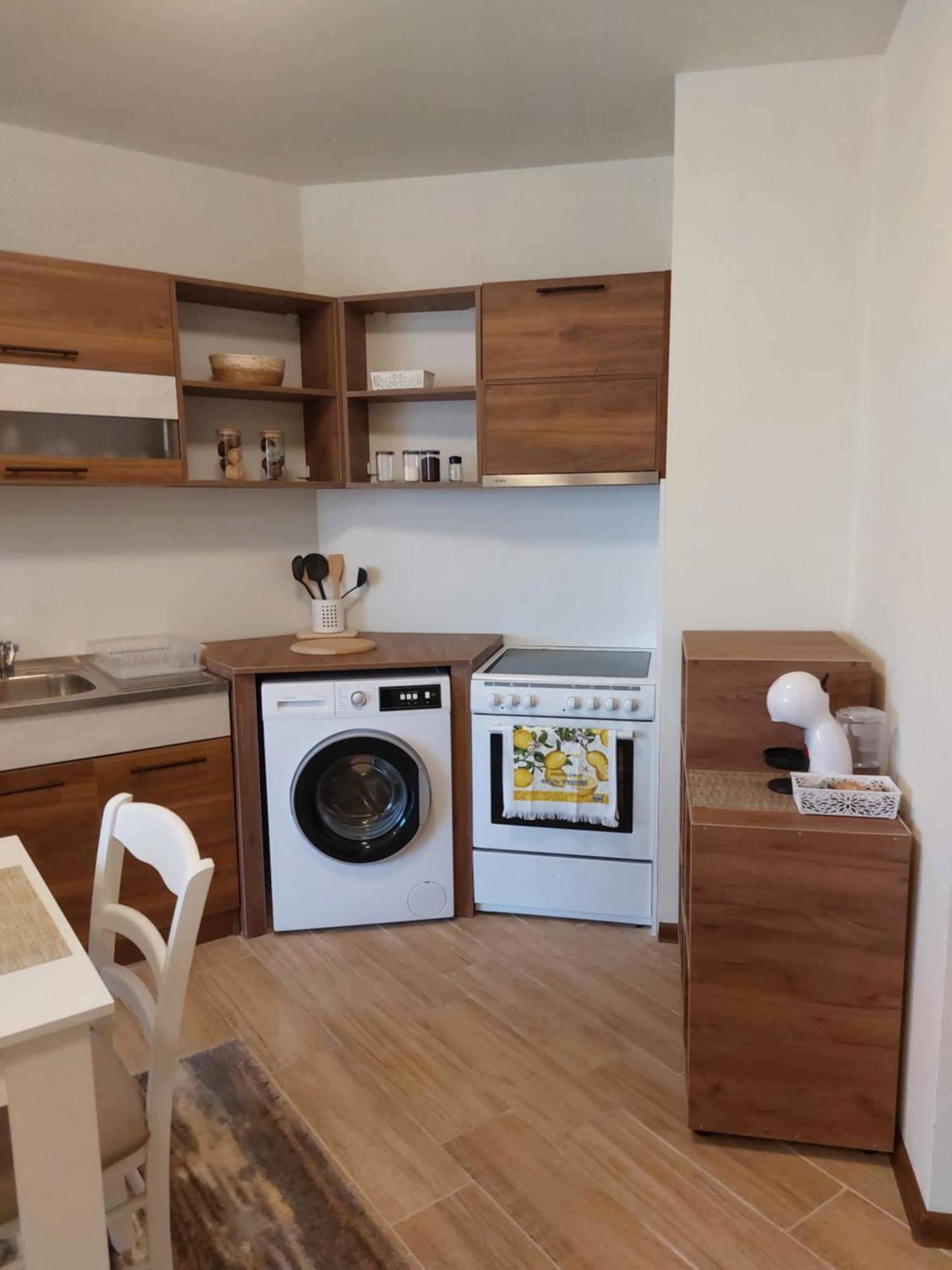 Krimski Apartment - Free Private Parking 바르나 외부 사진